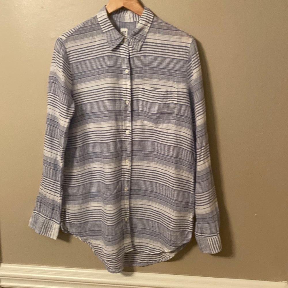 Gap Boyfriend Shirt Women’s XS Long Sleeve Button Down Shirt Top Collared Linen